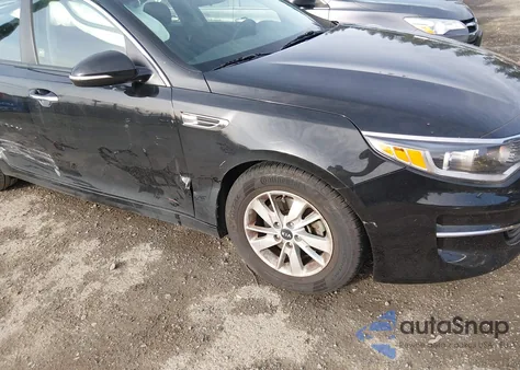 2017 Kia Optima Lx z USA, uszkodzony, nr VIN KNAGT4L36H5157515